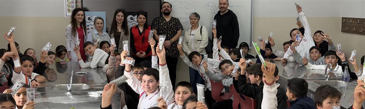 ÇOCUKLAR İÇİN AĞIZ VE DİŞ SAĞLIĞI ETKİNLİĞİMİZ